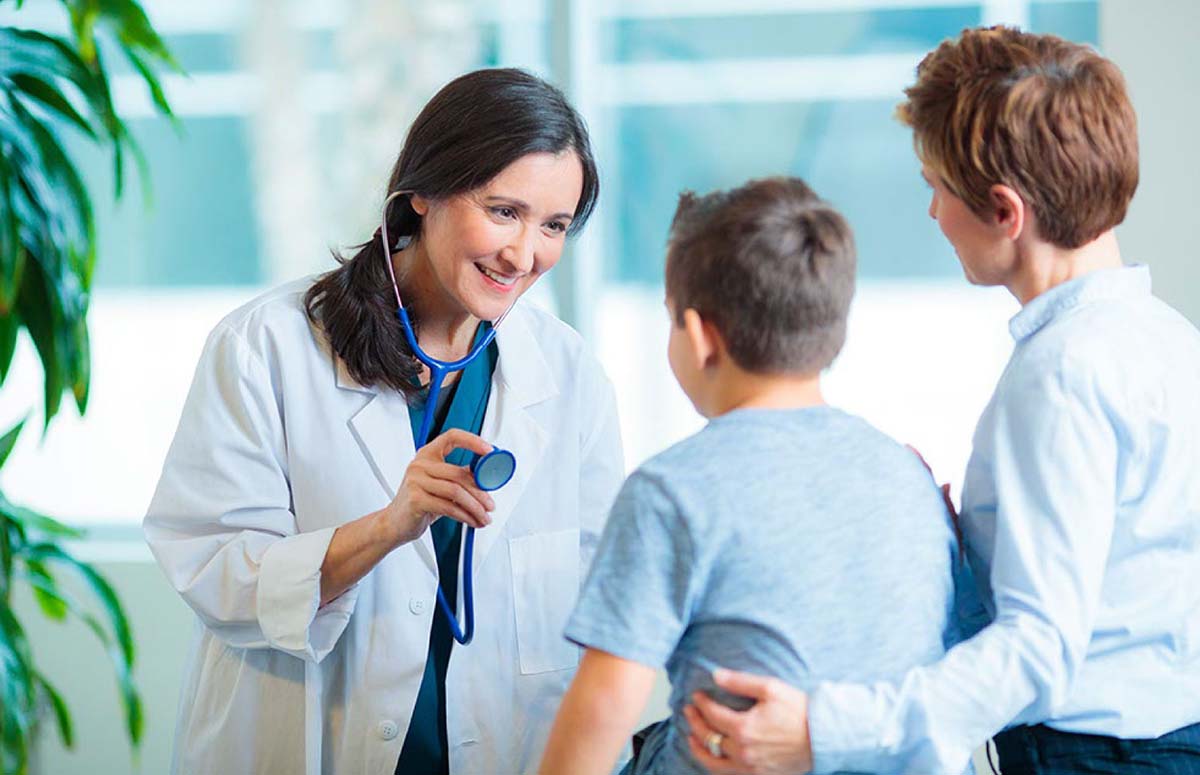 Consider a Career as a Family Nurse Practitioner | USAHS