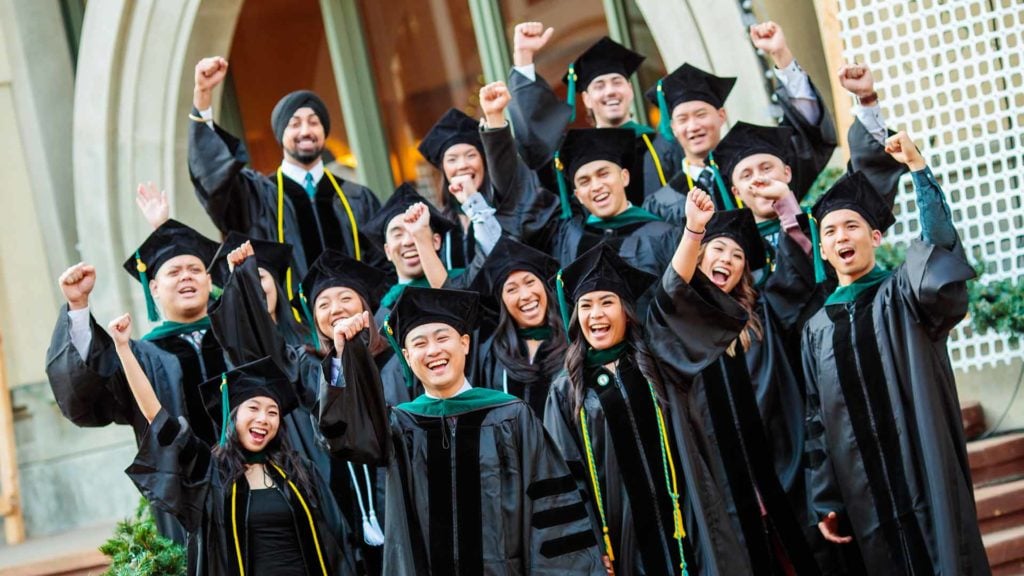 USAHS Alumni Association was formed